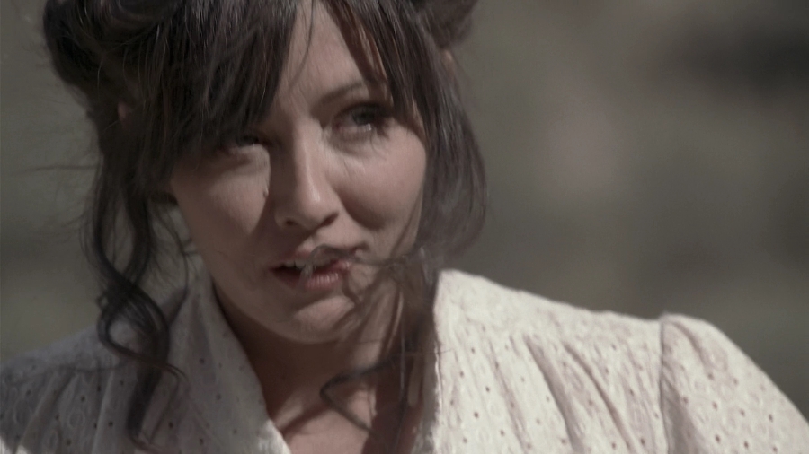 Charmed-Online_dot_nl-LostTreasureOfTheGrandCanyon2479.jpg Charmed-Online_dot_nl-LostTreasureOfTheGrandCanyon2479.jpg