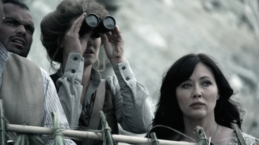 Charmed-Online_dot_nl-LostTreasureOfTheGrandCanyon3246.jpg Charmed-Online_dot_nl-LostTreasureOfTheGrandCanyon3246.jpg