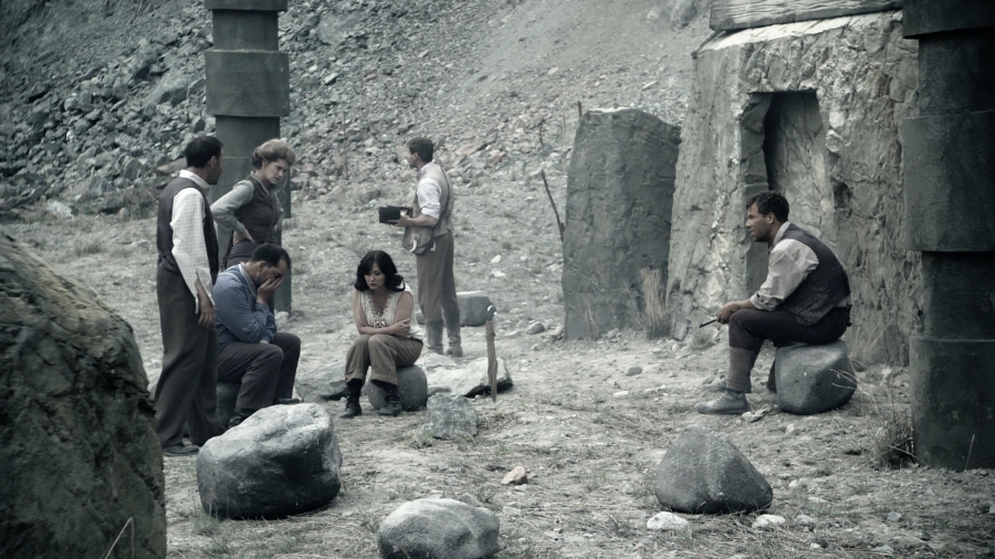 Charmed-Online_dot_nl-LostTreasureOfTheGrandCanyon3331.jpg Charmed-Online_dot_nl-LostTreasureOfTheGrandCanyon3331.jpg