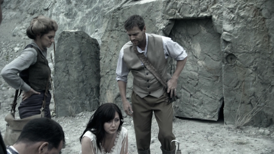 Charmed-Online_dot_nl-LostTreasureOfTheGrandCanyon3354.jpg Charmed-Online_dot_nl-LostTreasureOfTheGrandCanyon3354.jpg