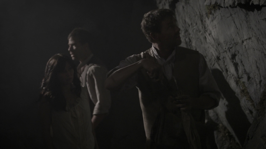 Charmed-Online_dot_nl-LostTreasureOfTheGrandCanyon3829.jpg Charmed-Online_dot_nl-LostTreasureOfTheGrandCanyon3829.jpg