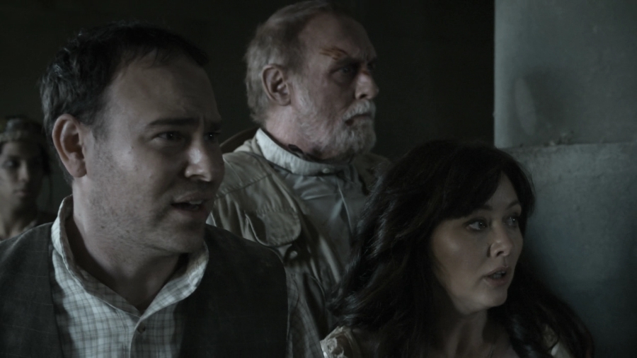 Charmed-Online_dot_nl-LostTreasureOfTheGrandCanyon5249.jpg Charmed-Online_dot_nl-LostTreasureOfTheGrandCanyon5249.jpg