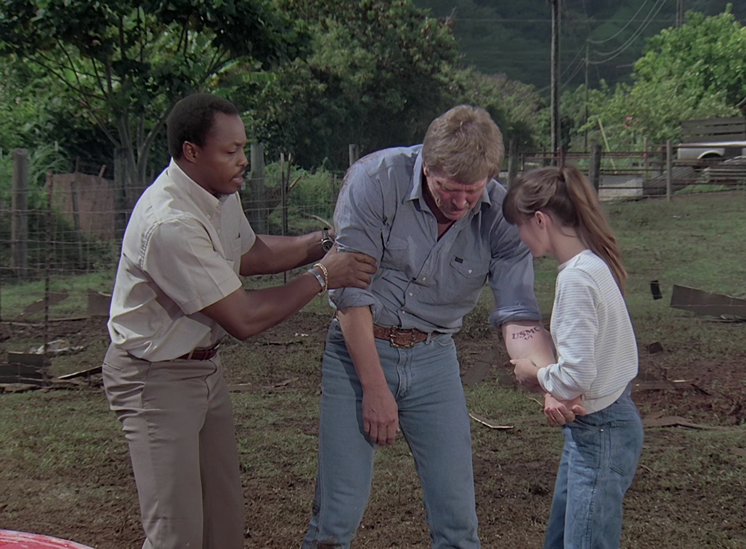 Charmed-Online-dot-nl_MagnumPI4x080301.jpg Charmed-Online-dot-nl_MagnumPI4x080301.jpg