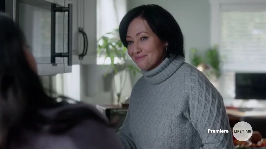 Charmed-Online-dot-NoOneWouldTell1015.jpg Charmed-Online-dot-NoOneWouldTell1015.jpg