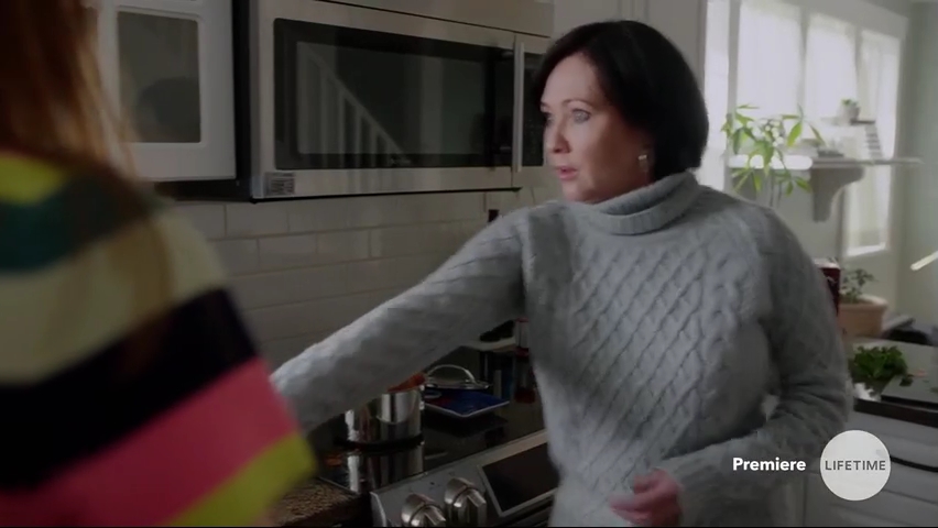 Charmed-Online-dot-NoOneWouldTell1043.jpg Charmed-Online-dot-NoOneWouldTell1043.jpg