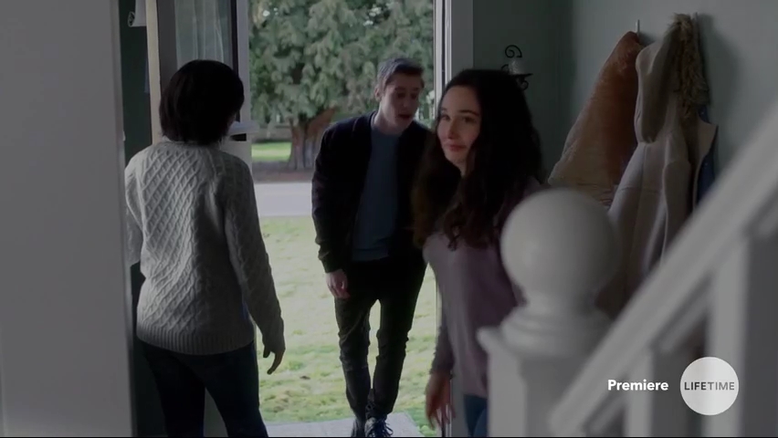 Charmed-Online-dot-NoOneWouldTell1055.jpg Charmed-Online-dot-NoOneWouldTell1055.jpg