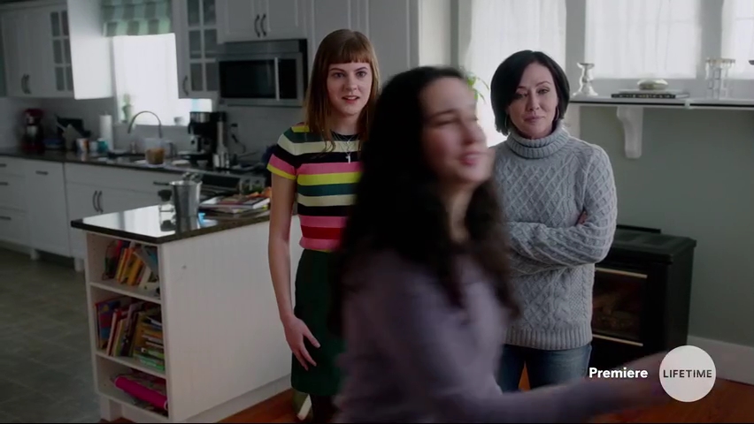 Charmed-Online-dot-NoOneWouldTell1075.jpg Charmed-Online-dot-NoOneWouldTell1075.jpg