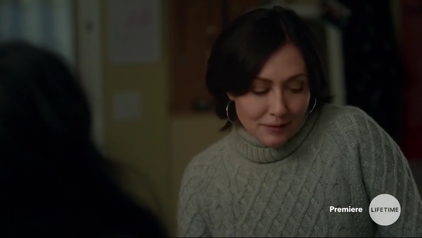 Charmed-Online-dot-NoOneWouldTell1212.jpg Charmed-Online-dot-NoOneWouldTell1212.jpg