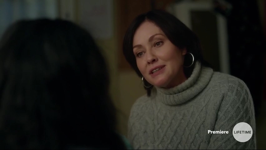 Charmed-Online-dot-NoOneWouldTell1225.jpg Charmed-Online-dot-NoOneWouldTell1225.jpg