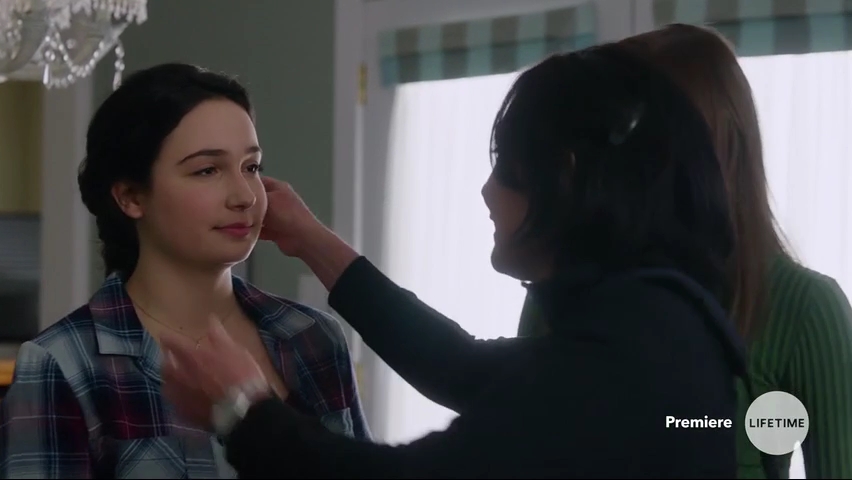 Charmed-Online-dot-NoOneWouldTell1688.jpg Charmed-Online-dot-NoOneWouldTell1688.jpg