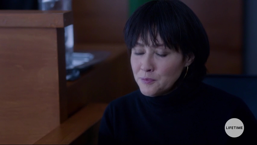 Charmed-Online-dot-NoOneWouldTell2606.jpg Charmed-Online-dot-NoOneWouldTell2606.jpg