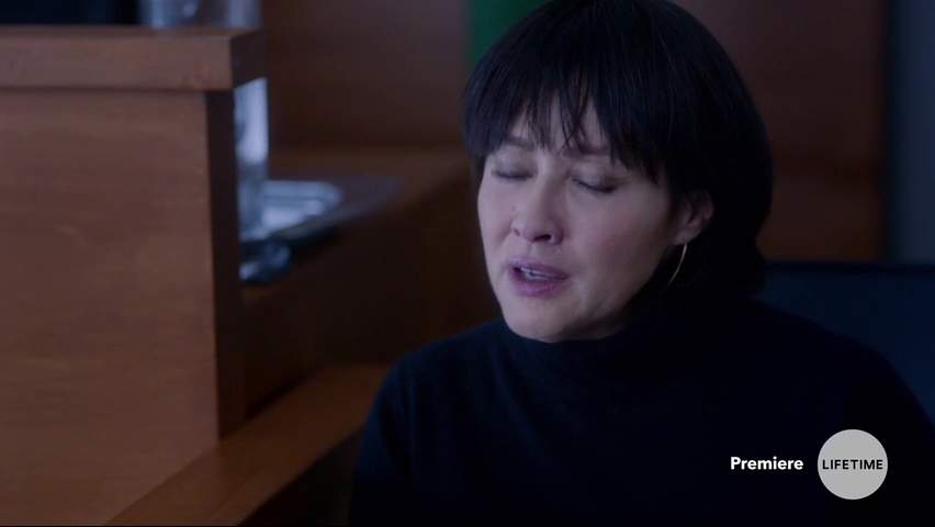 Charmed-Online-dot-NoOneWouldTell2626.jpg Charmed-Online-dot-NoOneWouldTell2626.jpg