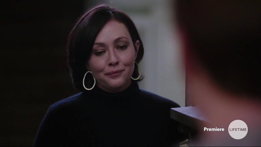 Charmed-Online-dot-NoOneWouldTell2647.jpg Charmed-Online-dot-NoOneWouldTell2647.jpg