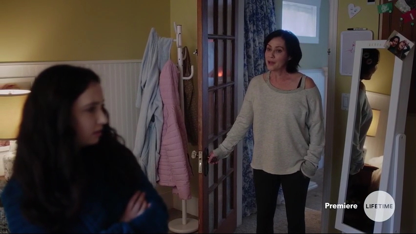 Charmed-Online-dot-NoOneWouldTell3192.jpg Charmed-Online-dot-NoOneWouldTell3192.jpg