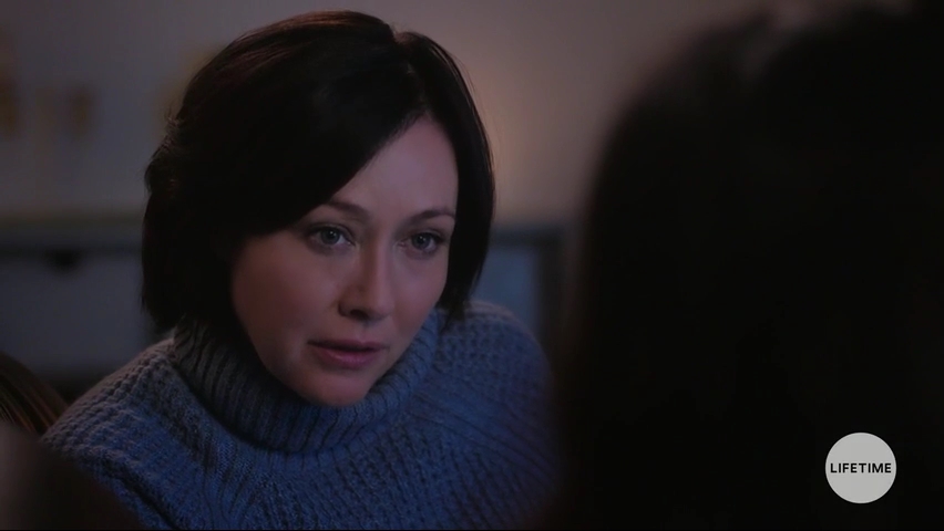 Charmed-Online-dot-NoOneWouldTell4403.jpg Charmed-Online-dot-NoOneWouldTell4403.jpg