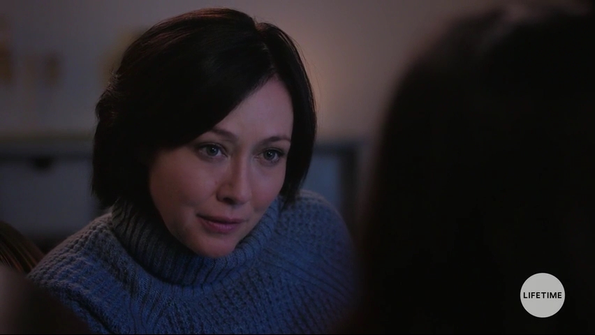 Charmed-Online-dot-NoOneWouldTell4404.jpg Charmed-Online-dot-NoOneWouldTell4404.jpg