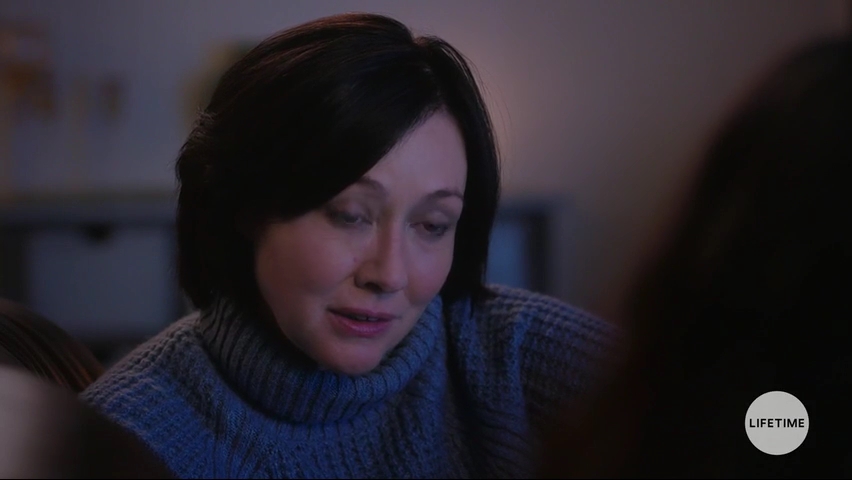 Charmed-Online-dot-NoOneWouldTell4409.jpg Charmed-Online-dot-NoOneWouldTell4409.jpg