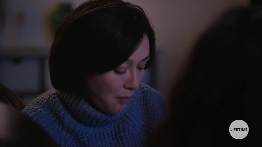 Charmed-Online-dot-NoOneWouldTell4450.jpg Charmed-Online-dot-NoOneWouldTell4450.jpg