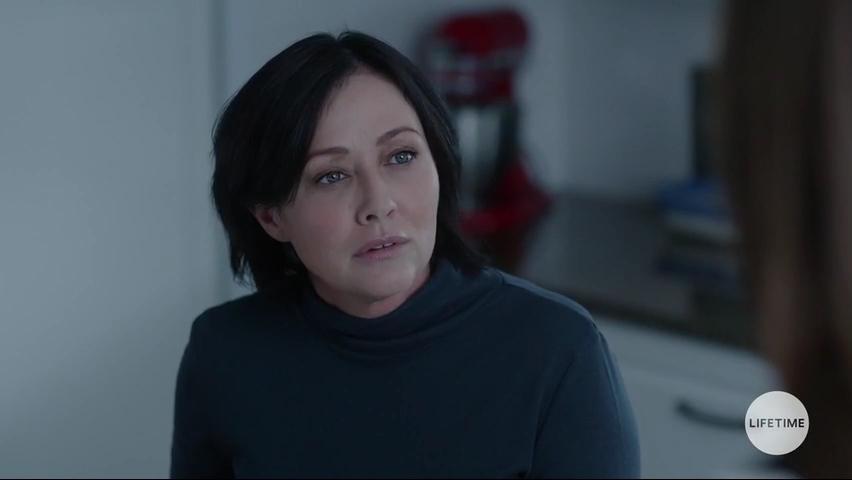 Charmed-Online-dot-NoOneWouldTell4729.jpg Charmed-Online-dot-NoOneWouldTell4729.jpg