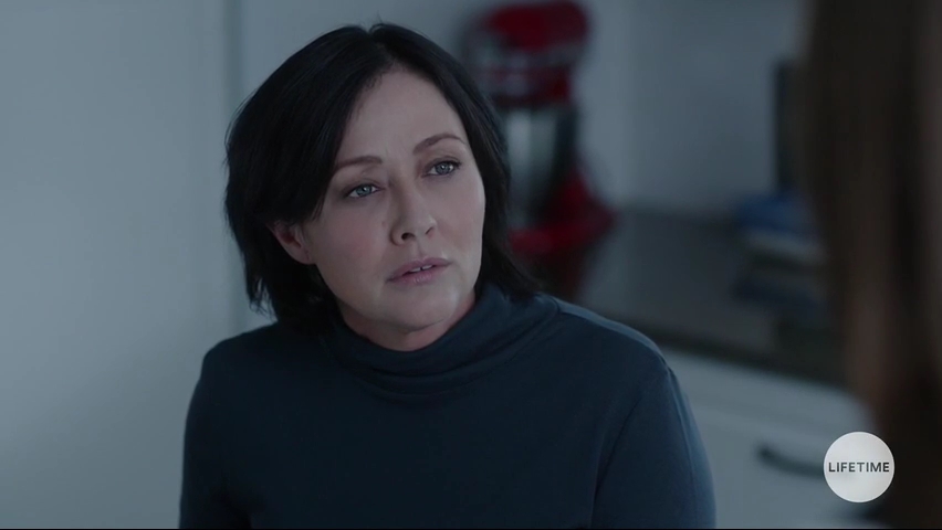 Charmed-Online-dot-NoOneWouldTell4730.jpg Charmed-Online-dot-NoOneWouldTell4730.jpg