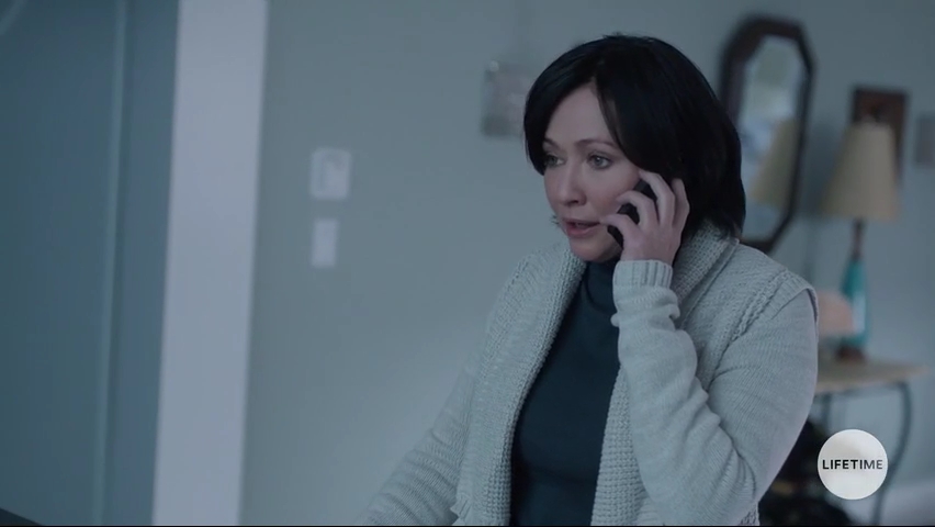 Charmed-Online-dot-NoOneWouldTell4752.jpg Charmed-Online-dot-NoOneWouldTell4752.jpg