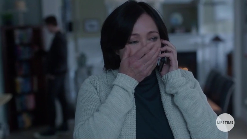 Charmed-Online-dot-NoOneWouldTell4798.jpg Charmed-Online-dot-NoOneWouldTell4798.jpg