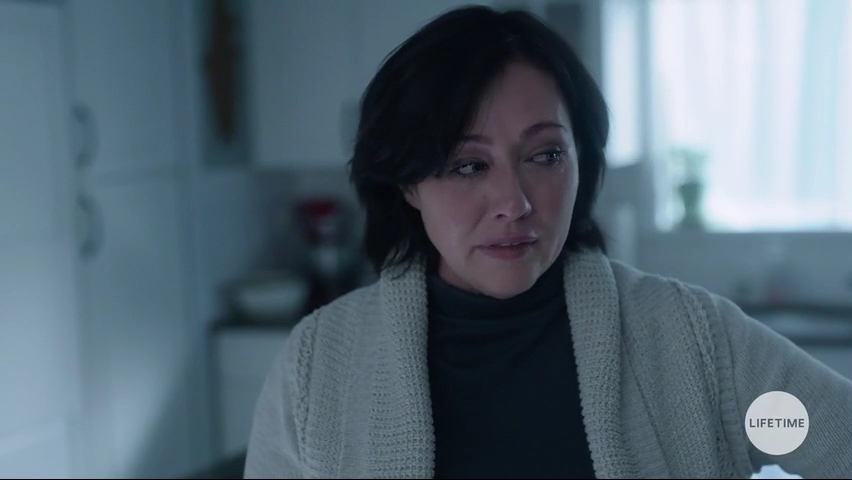 Charmed-Online-dot-NoOneWouldTell4854.jpg Charmed-Online-dot-NoOneWouldTell4854.jpg