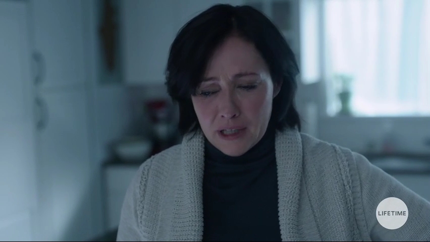 Charmed-Online-dot-NoOneWouldTell4855.jpg Charmed-Online-dot-NoOneWouldTell4855.jpg