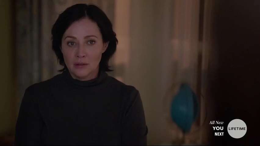 Charmed-Online-dot-NoOneWouldTell4935.jpg Charmed-Online-dot-NoOneWouldTell4935.jpg