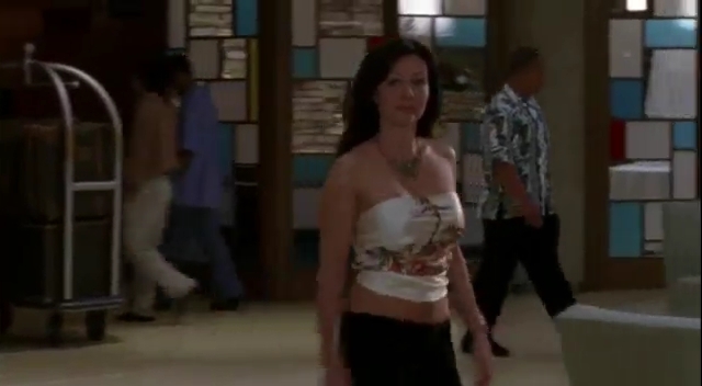 Charmed-Online-dot-nl_NorthShore1x13-0914.jpg