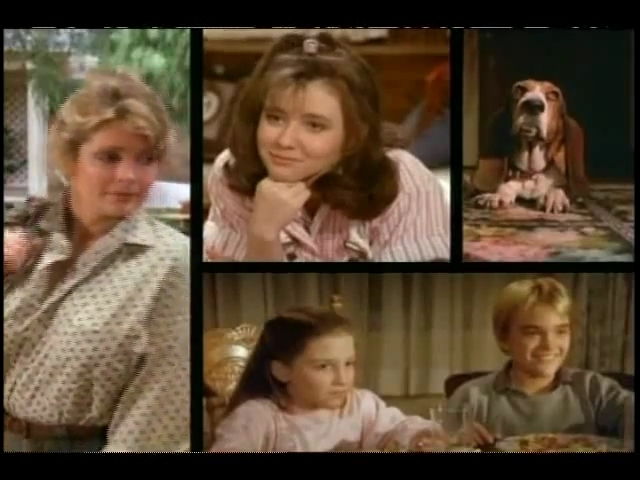 Charmed-dot-nl_OurHouse-OpeningCredits0036.jpg Charmed-dot-nl_OurHouse-OpeningCredits0036.jpg