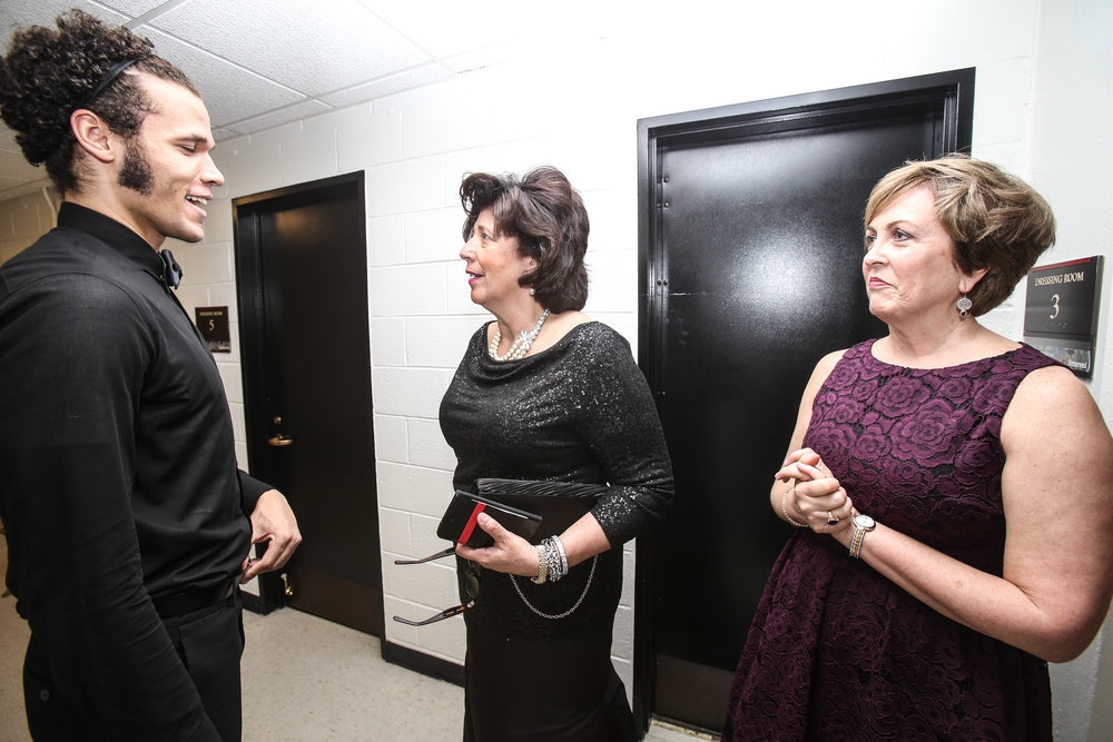 backstage004.jpg