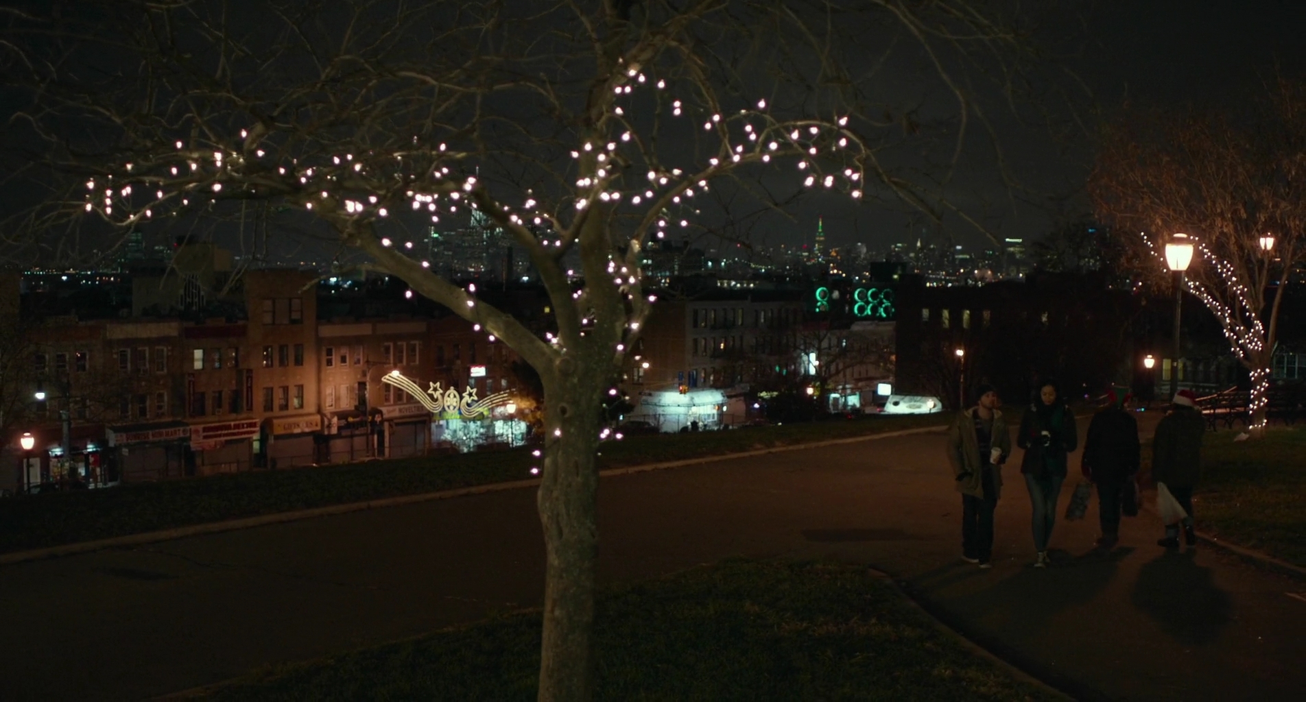 Charmed-Online-dot-nl_BreakingBrooklynskyBusiness2644.jpg