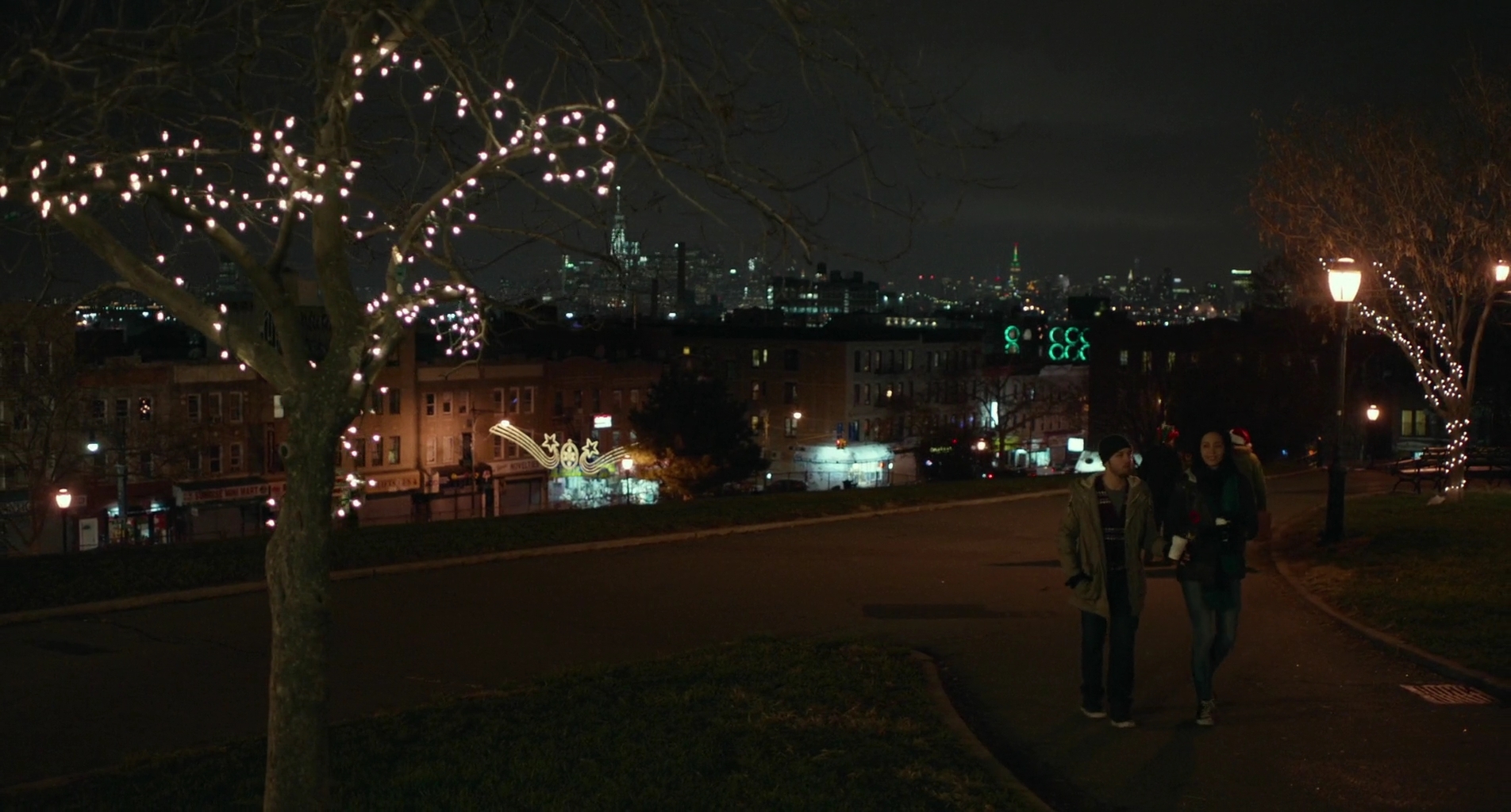Charmed-Online-dot-nl_BreakingBrooklynskyBusiness2649.jpg