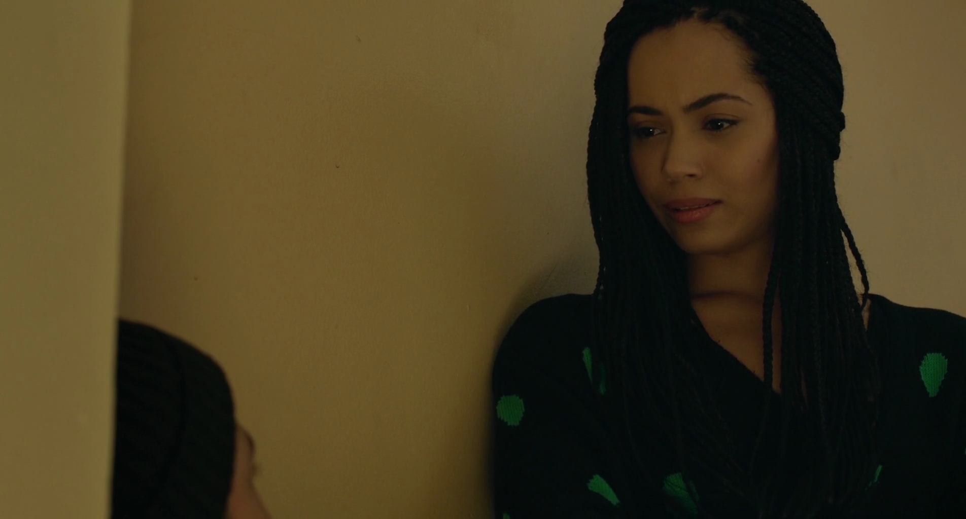 Charmed-Online-dot-nl_BreakingBrooklynskyBusiness3820.jpg