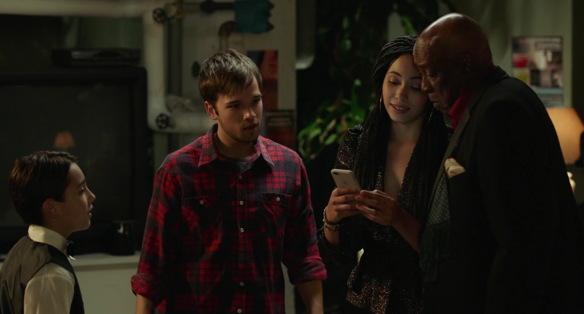 Charmed-Online-dot-nl_BreakingBrooklynskyBusiness4688.jpg