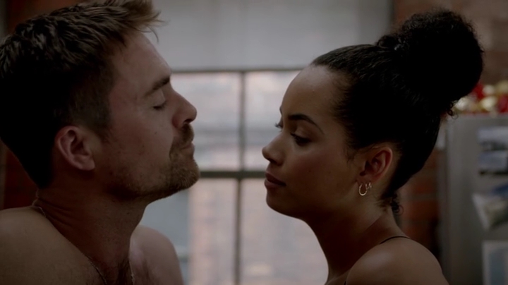 Charmed-Online-dot-nl_AgeBeforeBeauty1x03-3759.jpg
