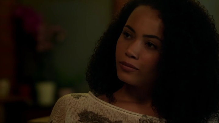Charmed-Online-dot-nl_AgeBeforeBeauty1x03-6653.jpg