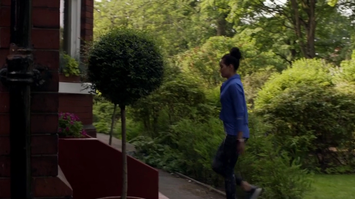 Charmed-Online-dot-nl_AgeBeforeBeauty1x04-1419.jpg
