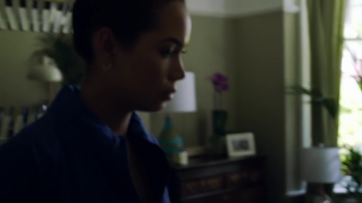 Charmed-Online-dot-nl_AgeBeforeBeauty1x04-1452.jpg