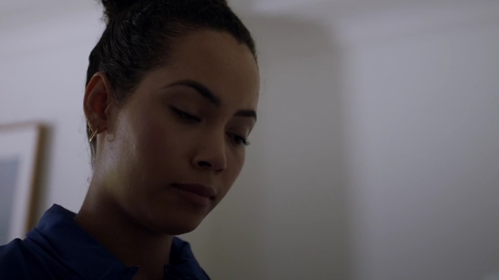 Charmed-Online-dot-nl_AgeBeforeBeauty1x04-1480.jpg