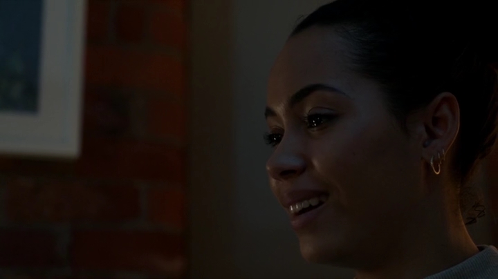 Charmed-Online-dot-nl_AgeBeforeBeauty1x05-3042.jpg
