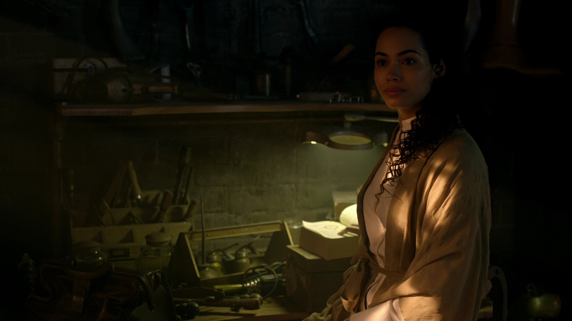 Charmed-Online-dot-nl_IntoTheBallands1x03-1628.jpg Charmed-Online-dot-nl_IntoTheBallands1x03-1628.jpg