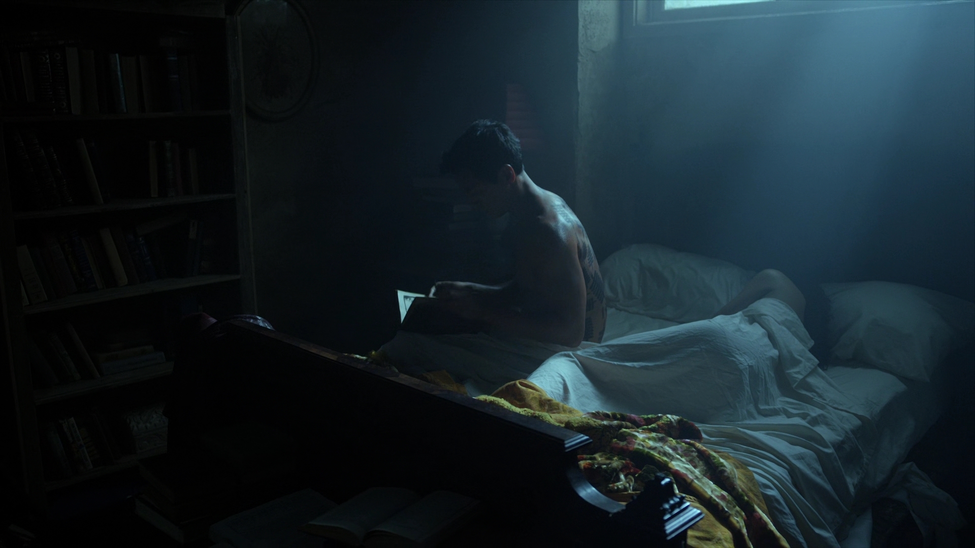 Charmed-Online-dot-nl_IntoTheBallands1x05-0124.jpg Charmed-Online-dot-nl_IntoTheBallands1x05-0124.jpg