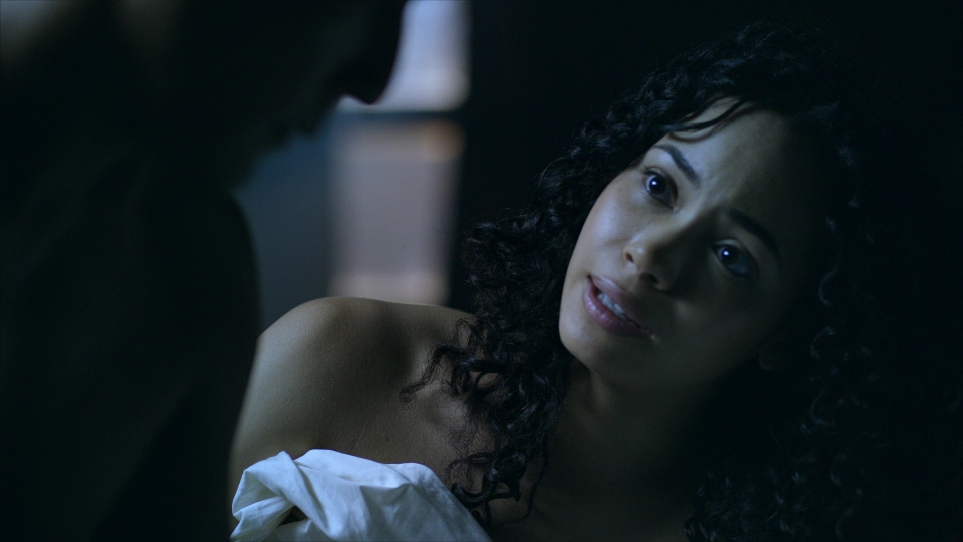 Charmed-Online-dot-nl_IntoTheBallands1x05-0171.jpg