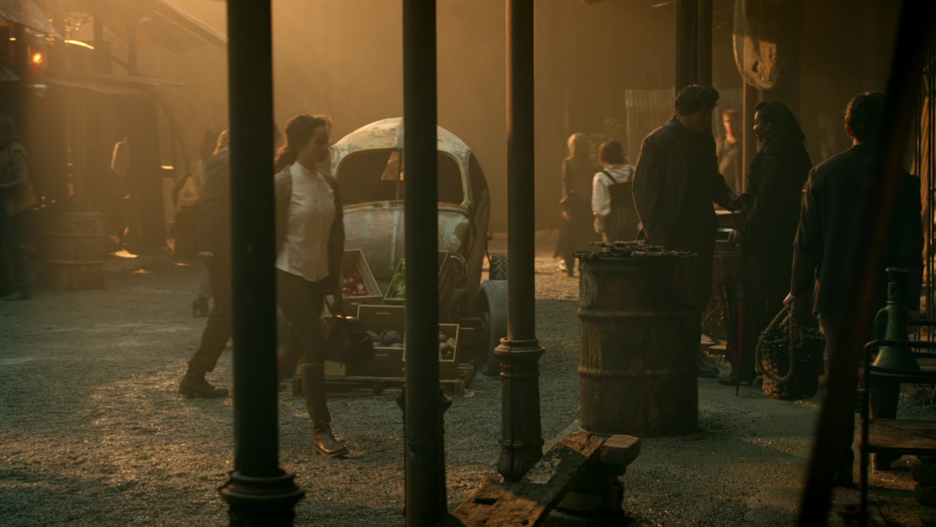 Charmed-Online-dot-nl_IntoTheBadlands1x06-0786.jpg