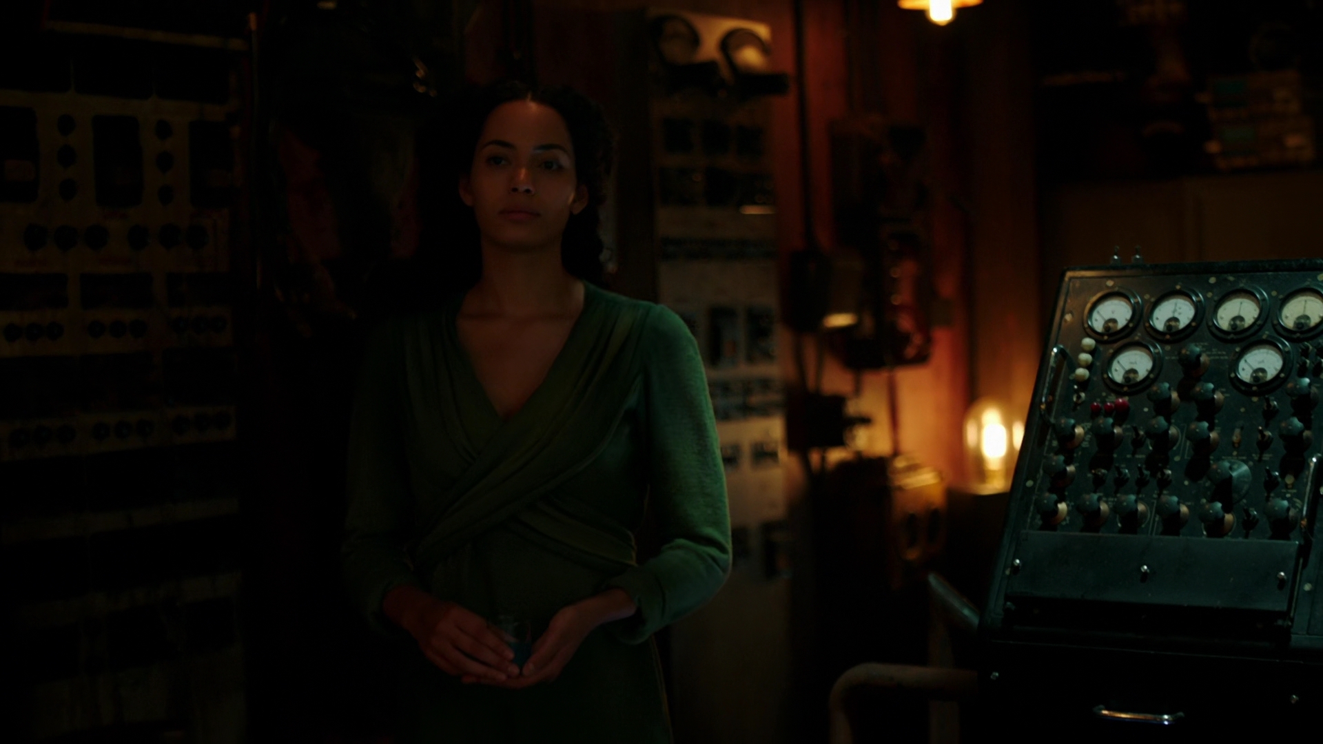 Charmed-Online-dot-nl_IntoTheBadlands2x03-0654.jpg