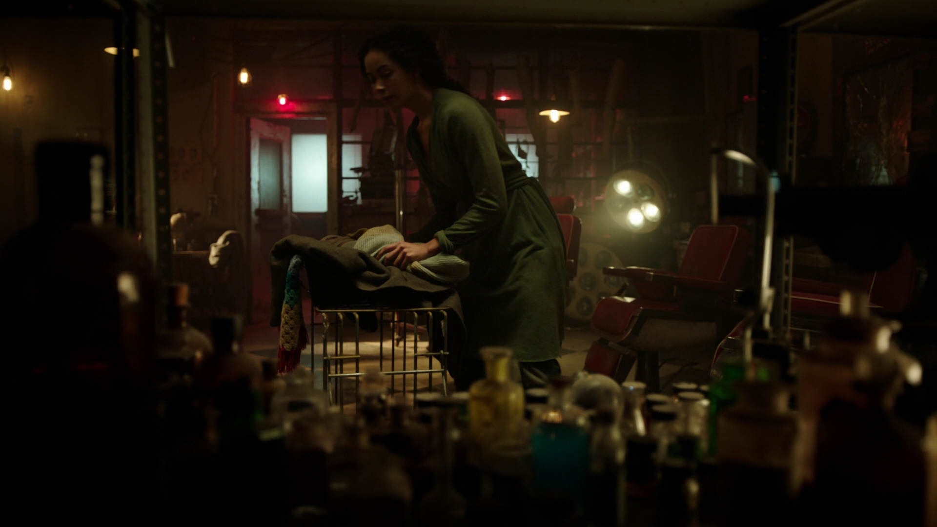 Charmed-Online-dot-nl_IntoTheBadlands2x04-1016.jpg