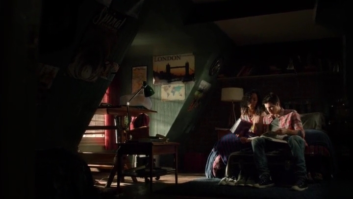 Charmed-Online-dot-nl_TheTommorowPeople1x02-2414.jpg