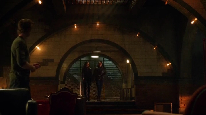Charmed-Online-dot-nl_TheTomorrowPeople1x21-2390.jpg